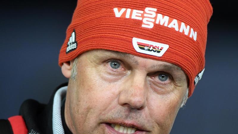 Beklagt einen großen Ausfall: Skisprung-Frauen-Bundestrainer Andreas Bauer. Beklagt einen großen Ausfall: Skisprung-Frauen-Bundestrainer Andreas Bauer.