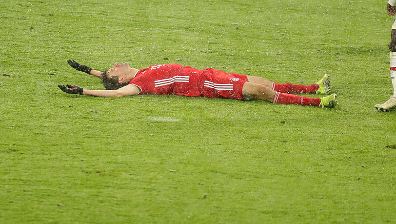 Die Bemühungen von Bayerns Antreiber Thomas Müller blieben gegen PSG unbelohnt. Die Bemühungen von Bayerns Antreiber Thomas Müller blieben gegen PSG unbelohnt.