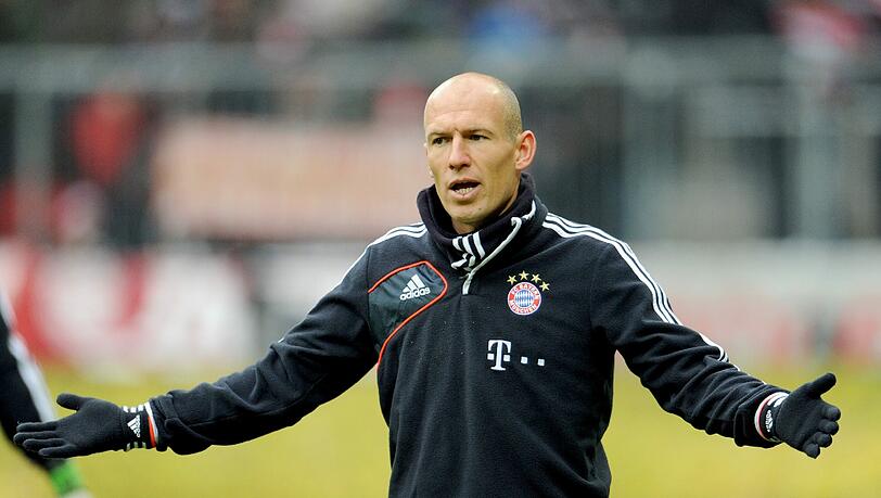 Arjen Robben: Momentan nur Bankdrücker, im Training kämpft er um einen Platz in der Startelf für Mainz. Arjen Robben: Momentan nur Bankdrücker, im Training kämpft er um einen Platz in der Startelf für Mainz.