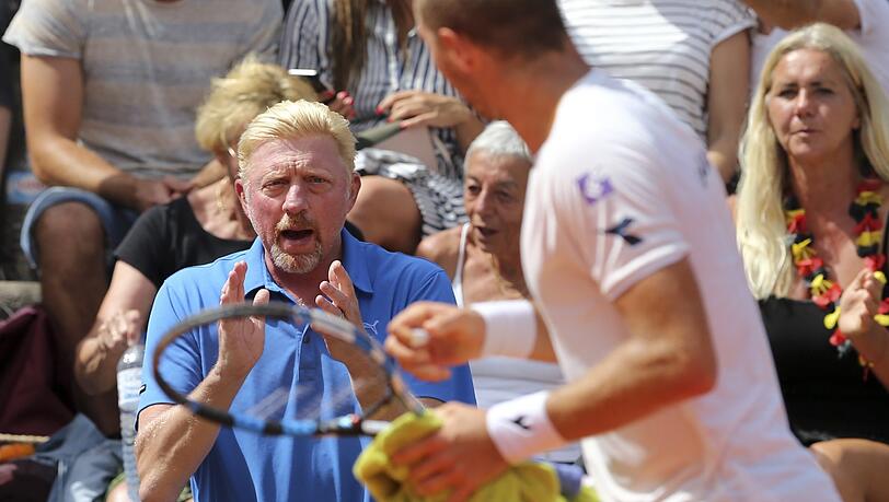 Zittersieg zum Becker-Start: Nach einem Davis-Cup-Krimi hat Jan-Lennard Struff die deutschen Tennis-Herren vor dem Abstieg in die Zweitklassigkeit bewahrt. Zittersieg zum Becker-Start: Nach einem Davis-Cup-Krimi hat Jan-Lennard Struff die deutschen Tennis-Herren vor dem Abstieg in die Zweitklassigkeit bewahrt.